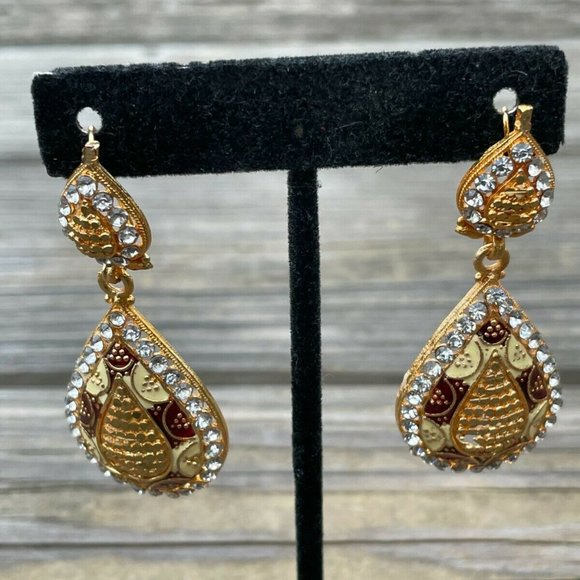 Earrings Gold Tone Women Fashion Ear Jewelry Crystals Accent Traditional Earring - Picture 2 of 10